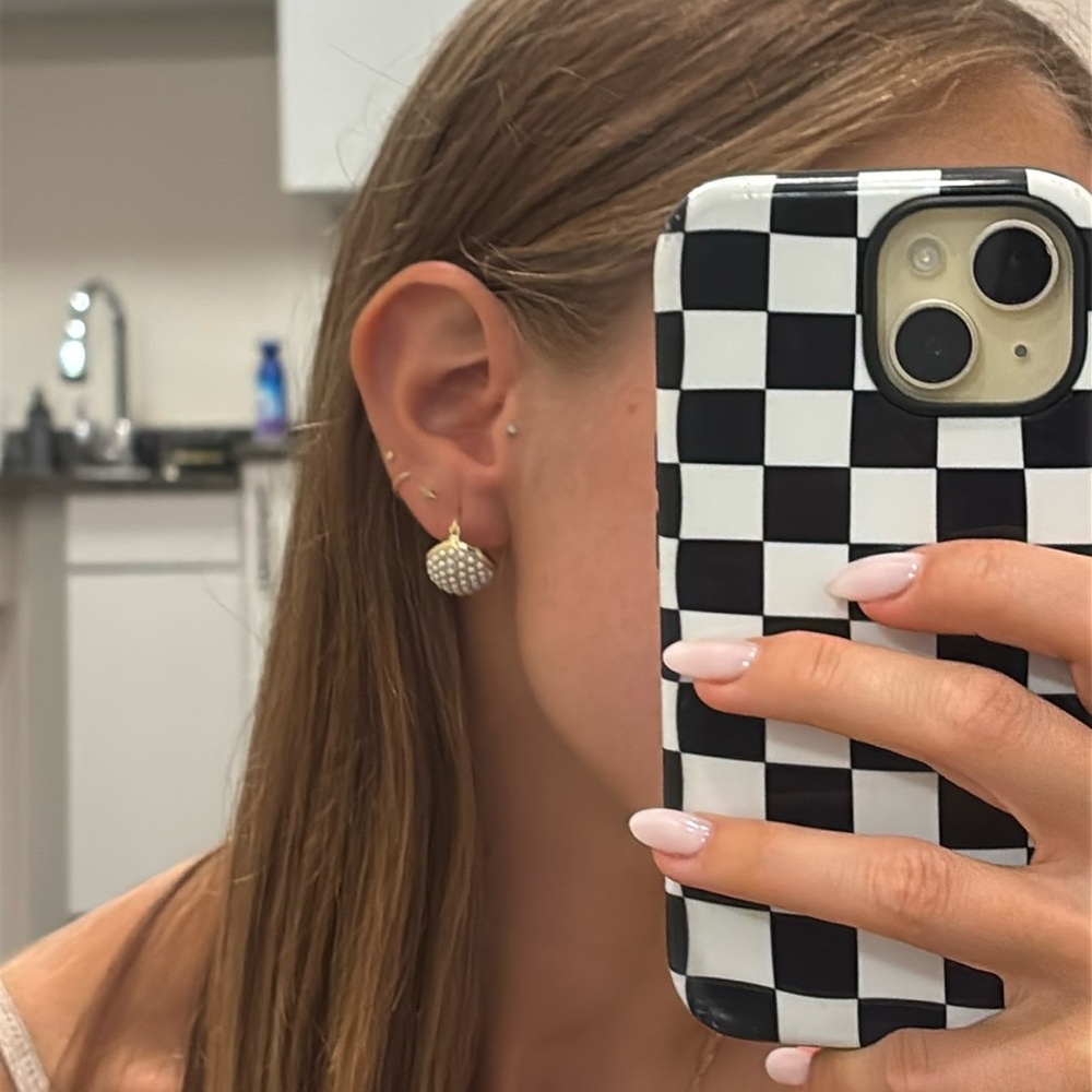 huggie gold hoop micro Pearl pearls earrings hoops chunky